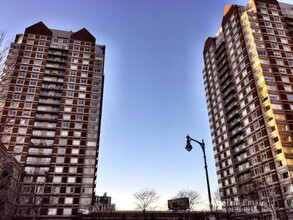 8 Museum Way, Unit 919 in Cambridge, MA - Building Photo - Building Photo