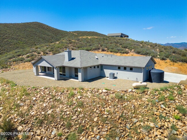 15689 E Orch Vw Rd in Dewey, AZ - Building Photo - Building Photo