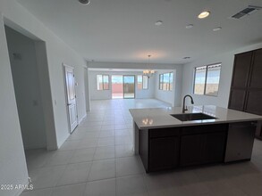 24002 N 148th Dr in Sun City West, AZ - Foto de edificio - Building Photo