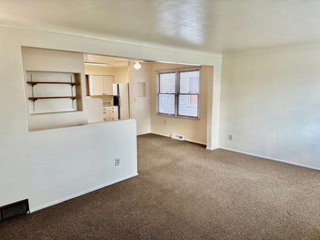 1701 E Olympic Ave in Spokane, WA - Building Photo - Building Photo