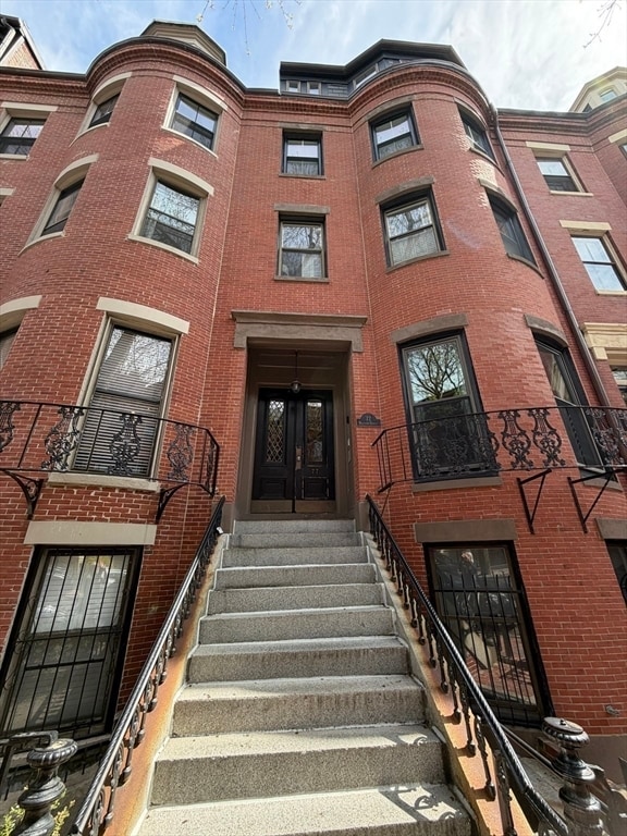 77 Waltham St in Boston, MA - Foto de edificio - Building Photo