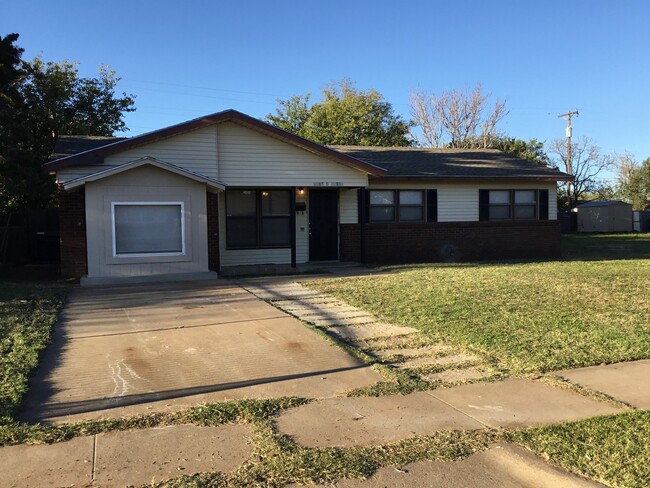 property at 2617 E Bates St