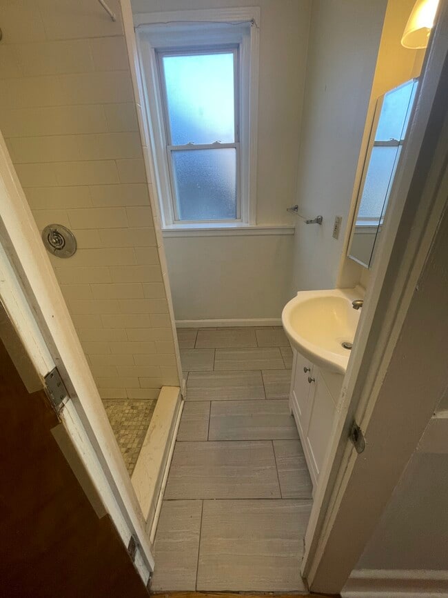 15 Reedsdale St, Unit #10