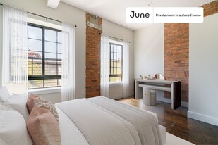 Room in Shared 4 bed/2 bath home in Brooklyn, NY - Building Photo