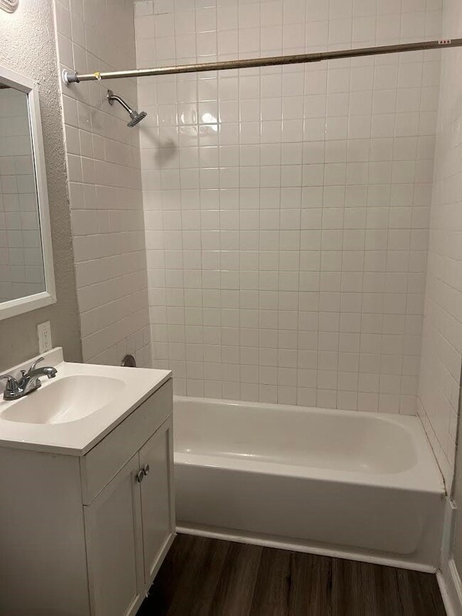 1709 W 4th St in Freeport, TX - Building Photo - Building Photo