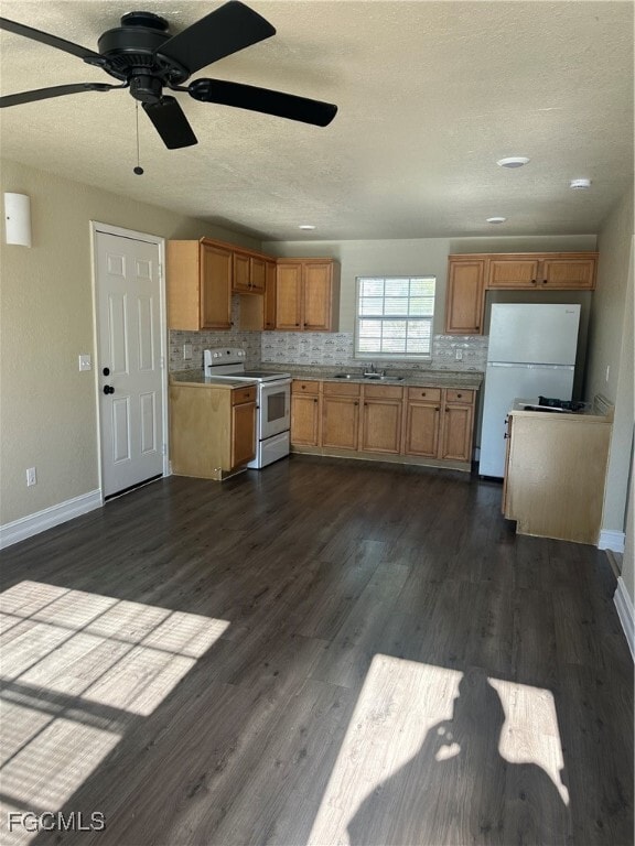 3319 Ellington Ct in Ft. Myers, FL - Building Photo - Building Photo