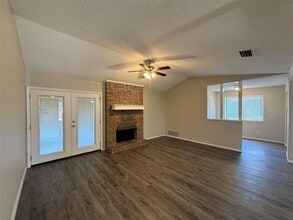 814 Villa Ridge Dr in Garland, TX - Building Photo - Building Photo