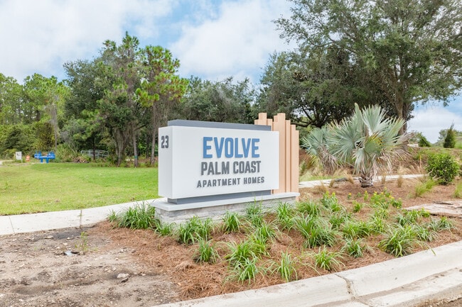 Evolve Palm Coast in Palm Coast, FL - Foto de edificio - Building Photo