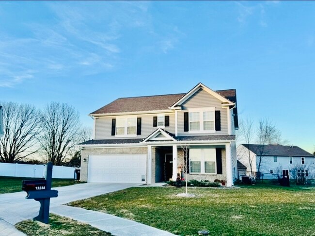 property at 13238 N Lndg Cir W