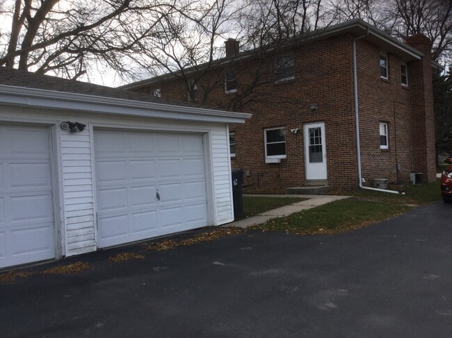 7952 Daniel Ct in Mount Pleasant, WI - Building Photo - Building Photo