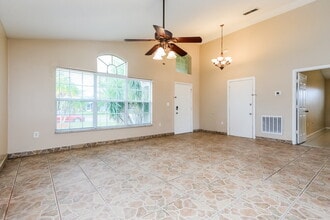 3320 Kelsey Ln in St. Cloud, FL - Building Photo - Building Photo