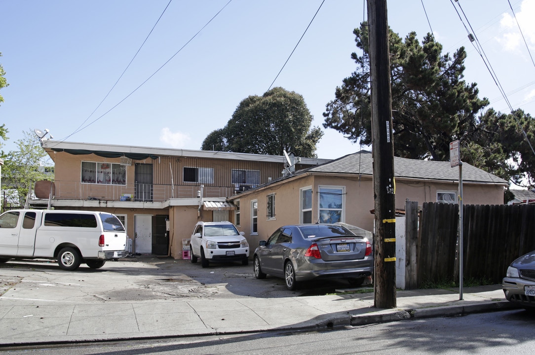 861 Moorpark St in Oakland, CA - Foto de edificio