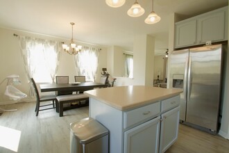 3128 Valley Falls St, Unit Elgin in Elgin, IL - Foto de edificio - Building Photo