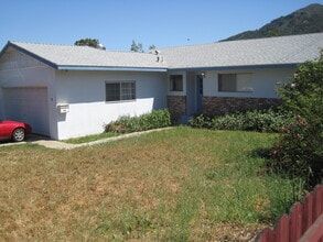 147 Cerro Romauldo Ave in San Luis Obispo, CA - Building Photo - Building Photo