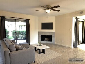 9445 N 94th Plz, Unit 109 in Scottsdale, AZ - Building Photo - Building Photo