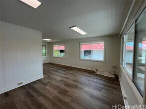 1341 Ekaha Ave in Honolulu, HI - Building Photo - Building Photo