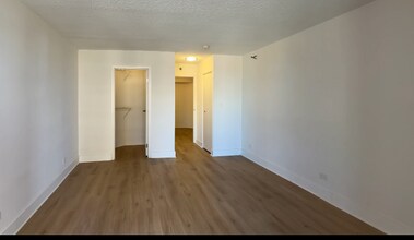 1212 N Dearborn St in Chicago, IL - Foto de edificio - Building Photo