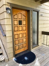 1170 Peninsula Dr in Lake Arrowhead, CA - Building Photo - Building Photo