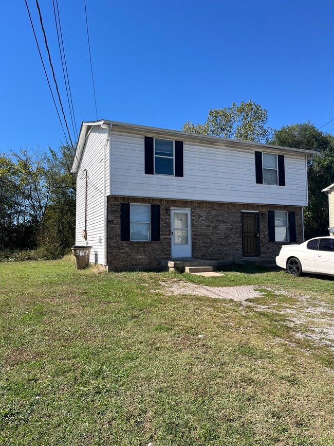 property at 3617 Willow Creek Ct