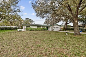 12902 Forest Hills Dr in Tampa, FL - Building Photo - Building Photo