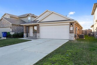 14428 Sugar Pines Dr in Conroe, TX - Building Photo - Building Photo