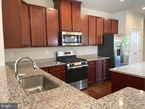 314 Landing Dr in Fredericksburg, VA - Building Photo - Building Photo