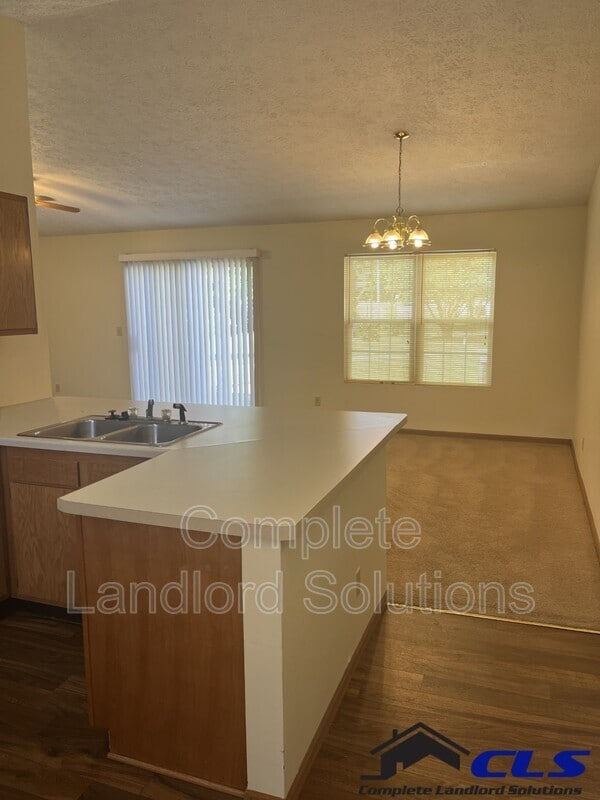 550 College Ave in Terre Haute, IN - Building Photo - Building Photo