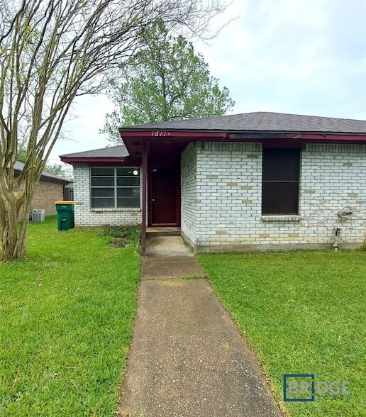 property at 1611 Hazelwood St