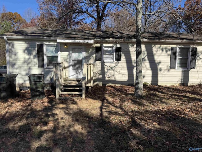 property at 1005 McKee Rd