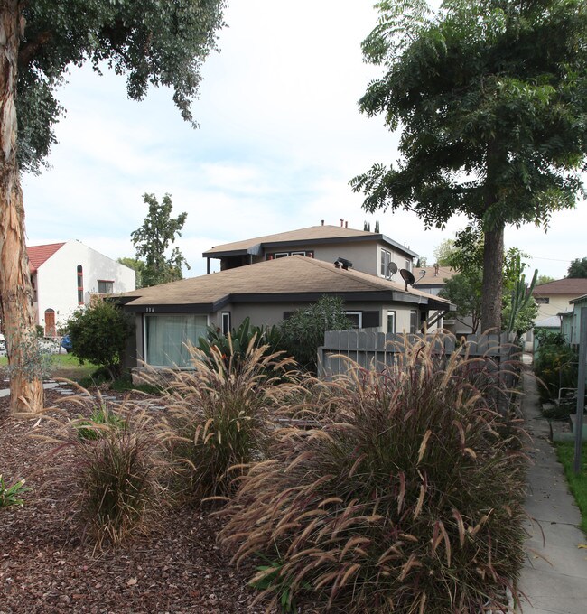 336 Sonora Ave in Glendale, CA - Foto de edificio - Building Photo