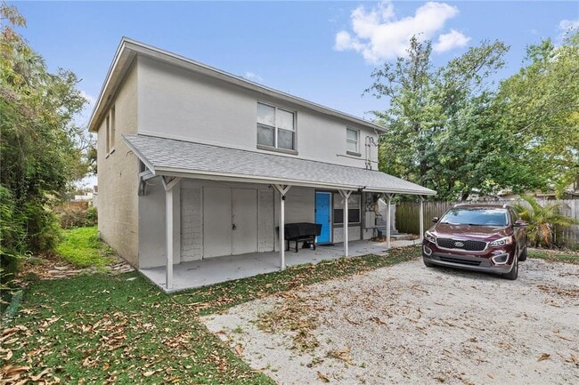 property at 409 E Floribraska Ave