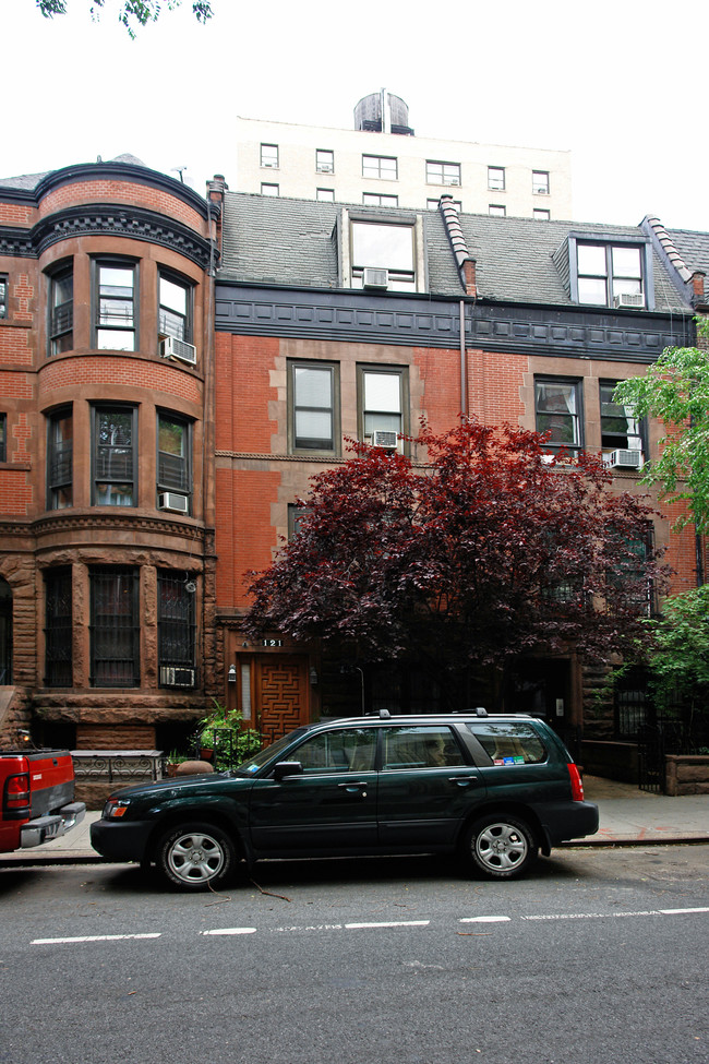121 W 95th St in New York, NY - Foto de edificio - Building Photo