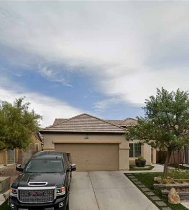 property at 3760 Candytuft Ridge Ave