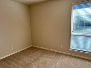1013 Lake Grove Dr in Little Elm, TX - Building Photo - Building Photo