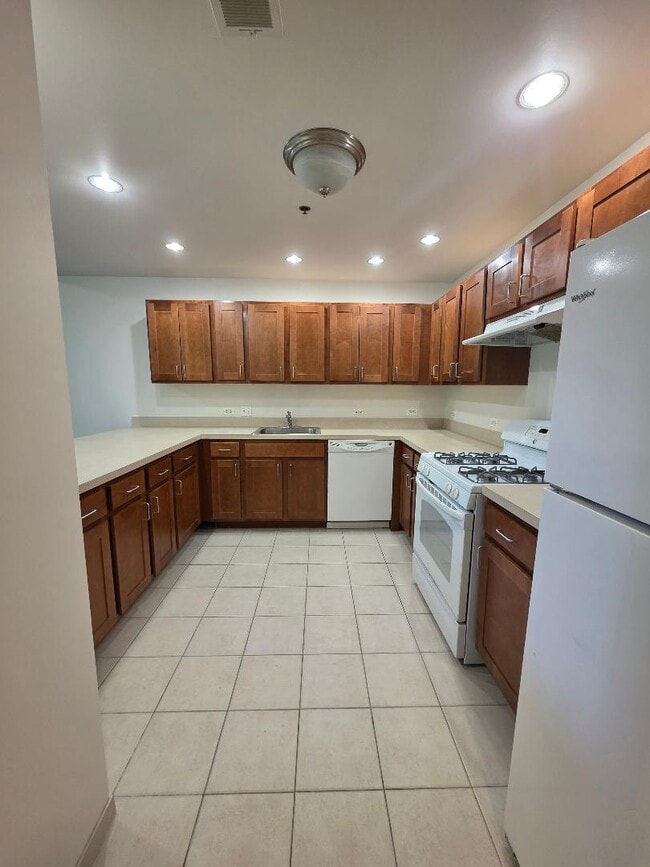 17 W 36th St in Chicago, IL - Building Photo - Building Photo