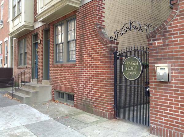 336 Lombard St in Philadelphia, PA - Building Photo
