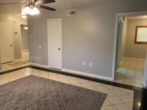2807 60th St in Lubbock, TX - Building Photo - Building Photo