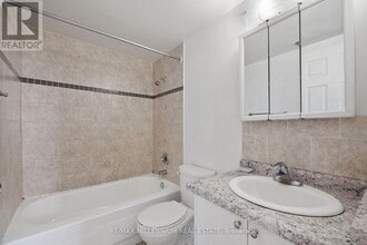 420 Greenhill Ave in Hamilton, ON - Building Photo - Building Photo