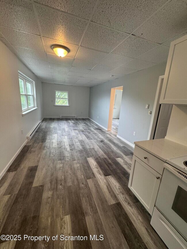 100 N Van Buren Ave in Scranton, PA - Building Photo - Building Photo