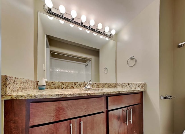 916 Elsie Dr in Melrose Park, IL - Building Photo - Building Photo