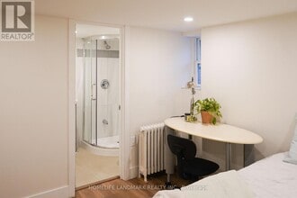 479 Whitmore Ave in Toronto, ON - Building Photo - Building Photo