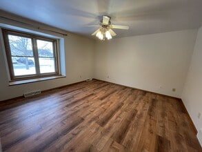 1362 Settlers Row in Green Bay, WI - Building Photo - Building Photo