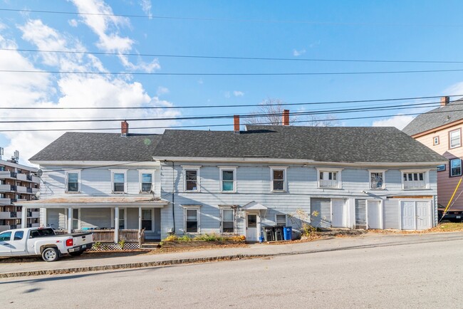 24 Baldwin St in Laconia, NH - Building Photo - Building Photo