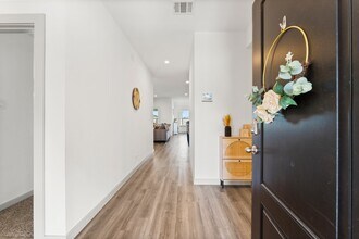 1007 Cotswold Ct in Rosharon, TX - Foto de edificio - Building Photo