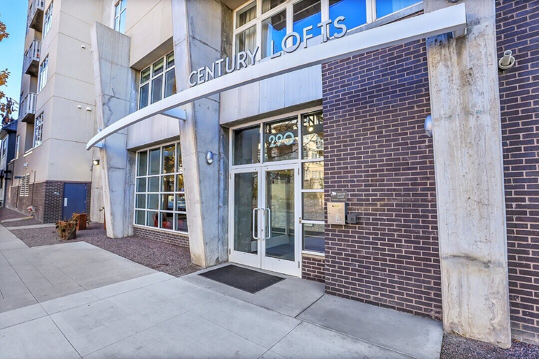 290 W 12th Ave in Denver, CO - Building Photo