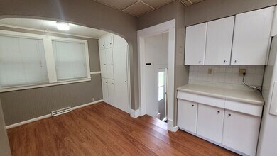 1006 S 4th St in Norfolk, NE - Building Photo - Building Photo