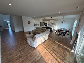 7048 Dunton Rd in Chesterfield, VA - Building Photo - Building Photo
