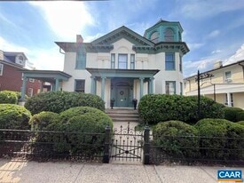 409 Park St in Charlottesville, VA - Building Photo