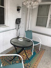 3401 Pleasant Plz in Baltimore, MD - Building Photo - Building Photo