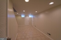 2129 Earp St photo'